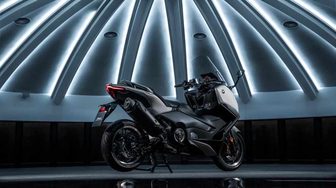 TMAX 560 TECH MAX
