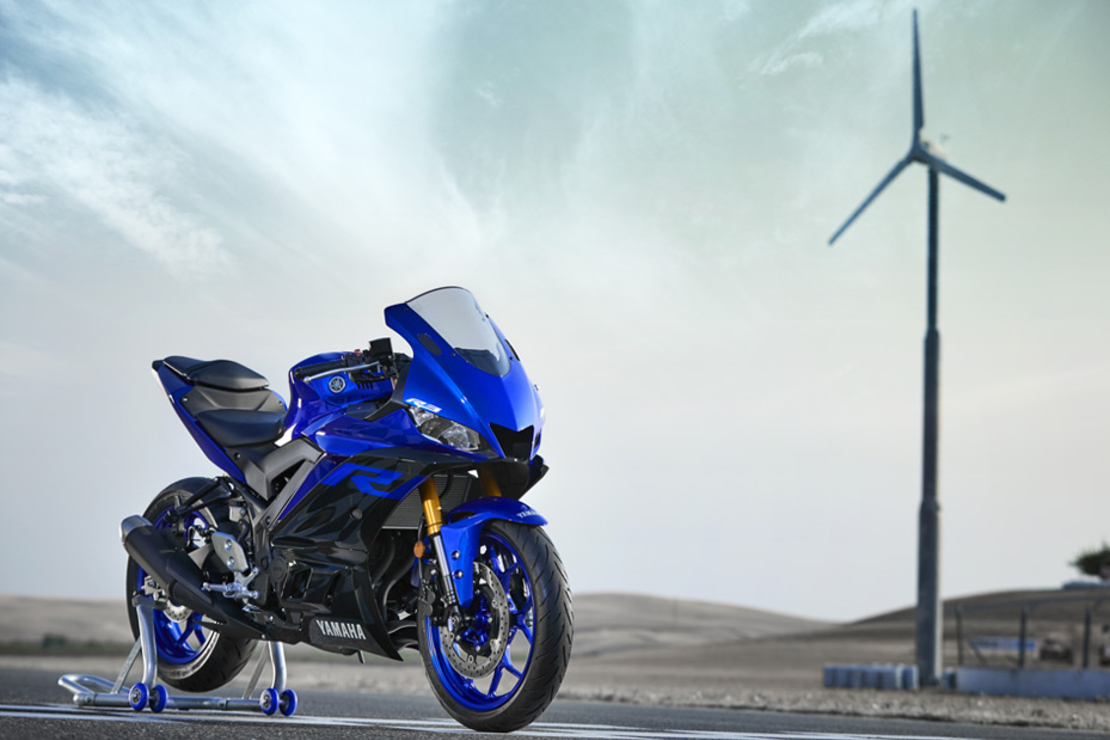 Yamaha YZF-R3 - R-World is calling