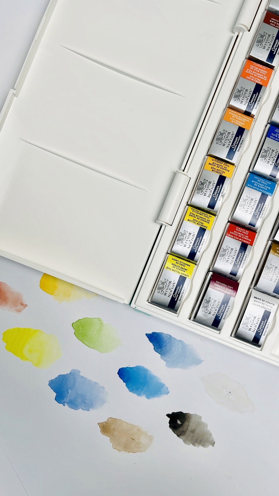 סט צבעי מים 24 גוונים Winsor & Newton