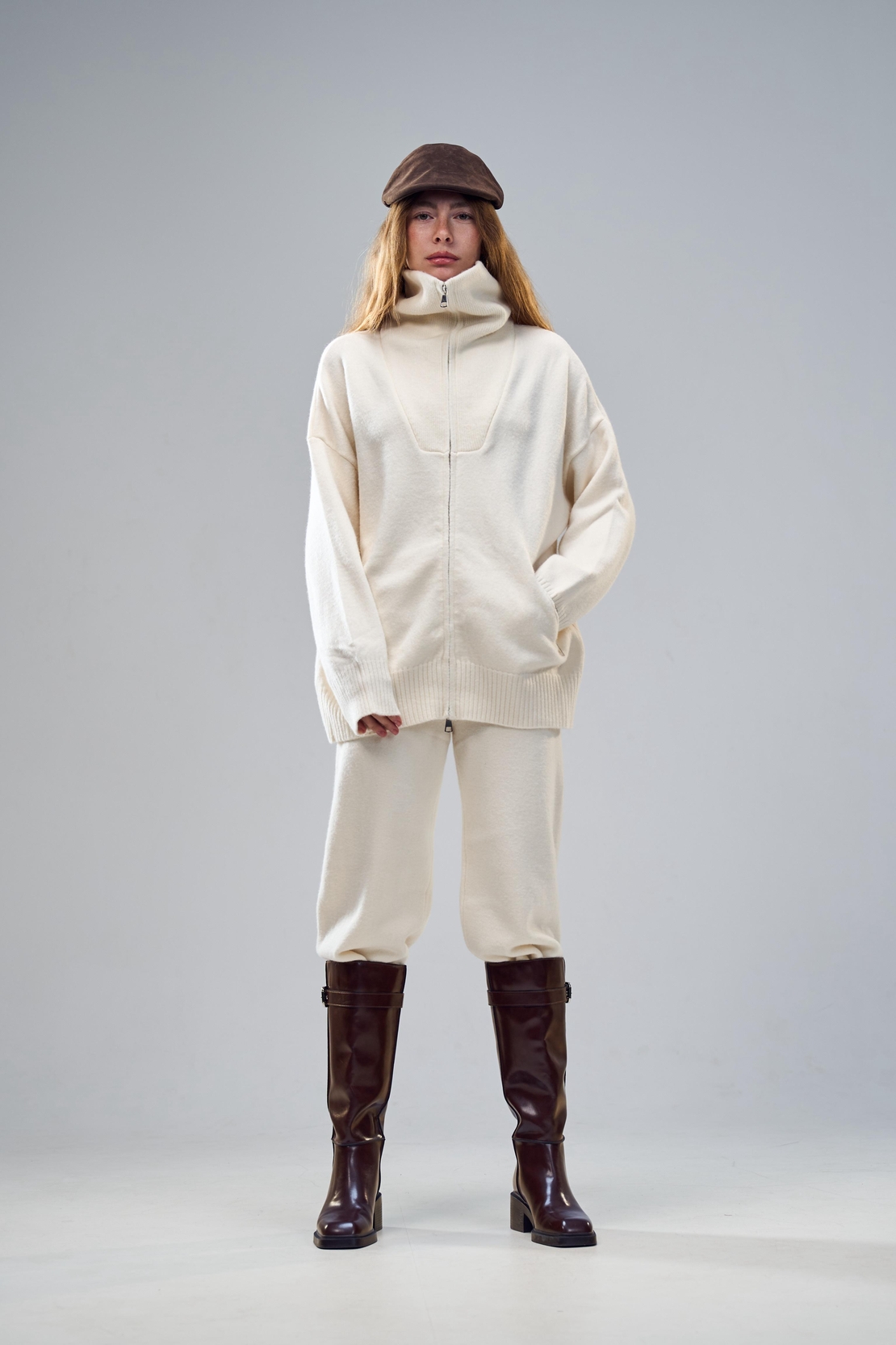 חליפת סריג היילי