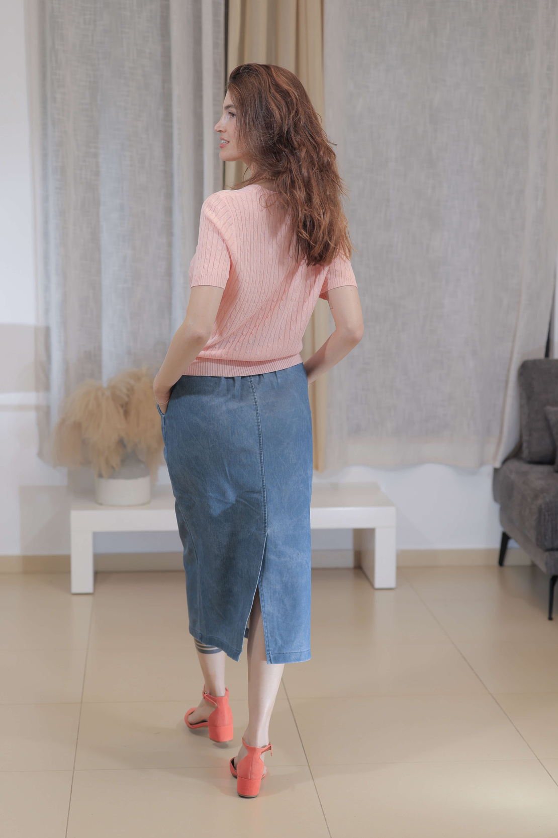 חצאית מידי גלי