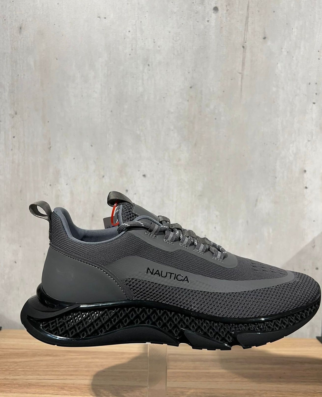 NAUTICA GRAY