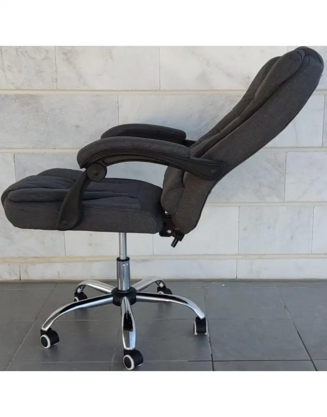 כסא מנהלים Boss Cotton אפור