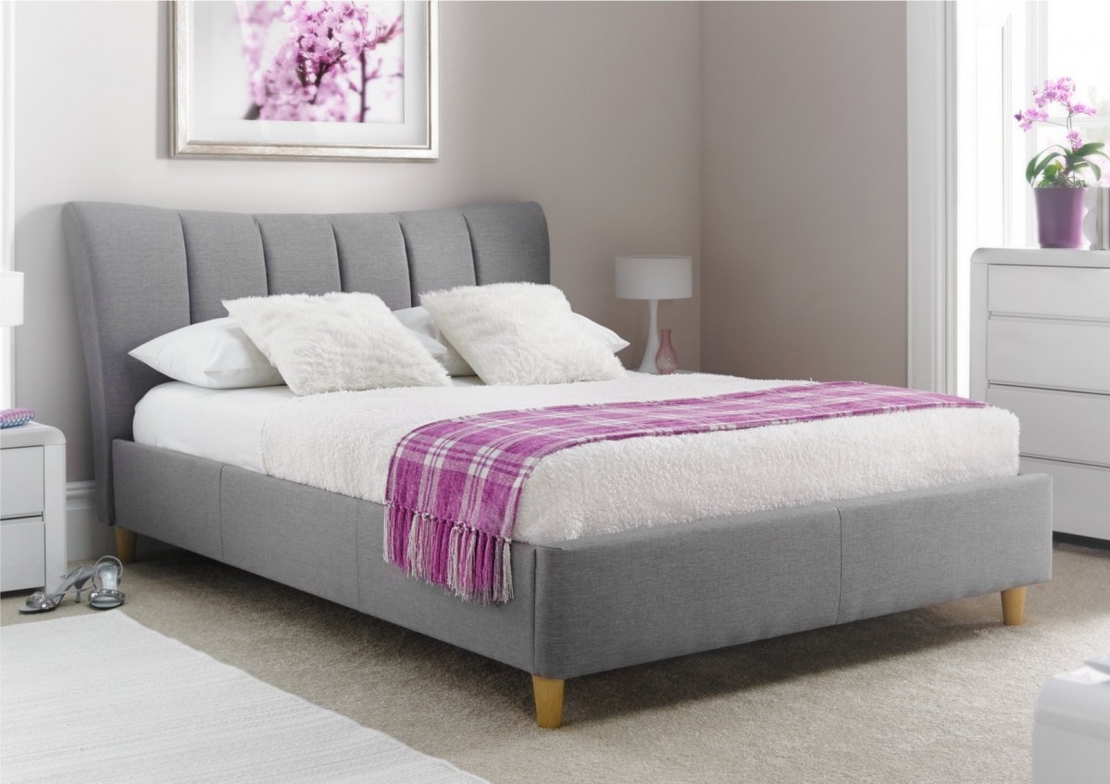 מיטה זוגית מבד איכותי רחיץ ודוחה כתמים דגם טרזה