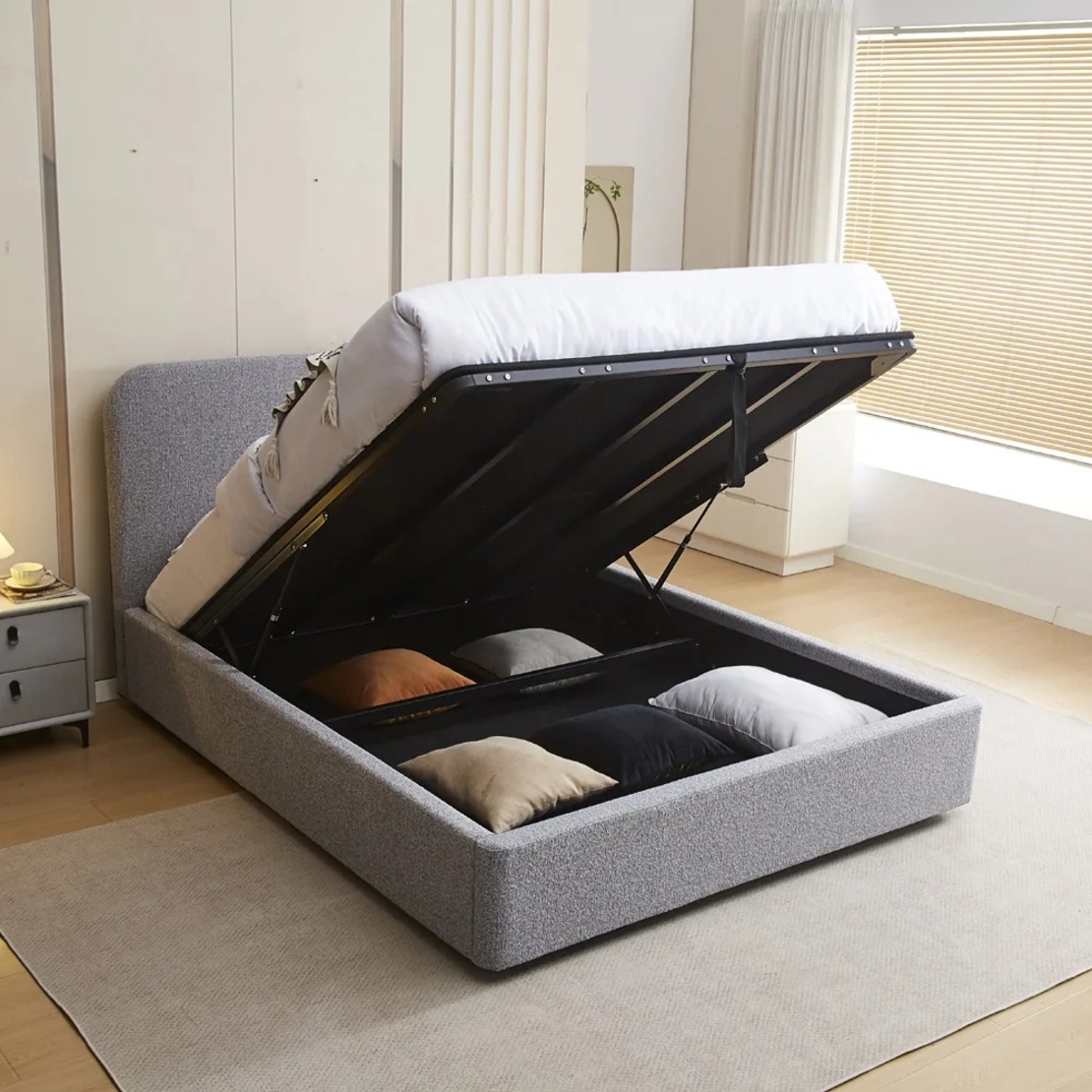 מיטה זוגית מעוצבת בריפוד בד בוקלה עם ארגז מצעים מעץ דגם נוגה אפור