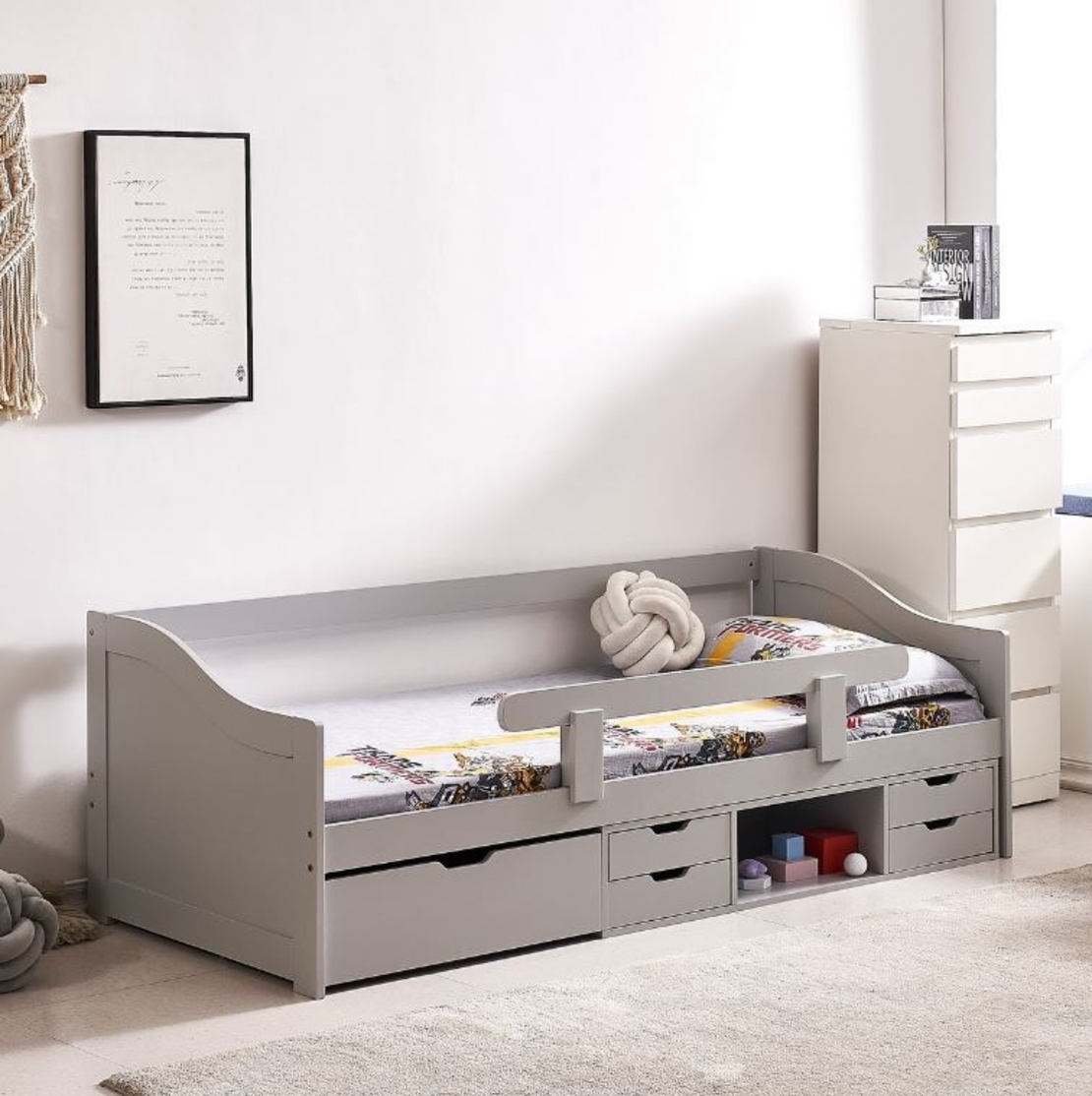 מיטת ילדים עם מגירות אחסון מעקה בטיחות ומזרן דגם בראבו BRAVO