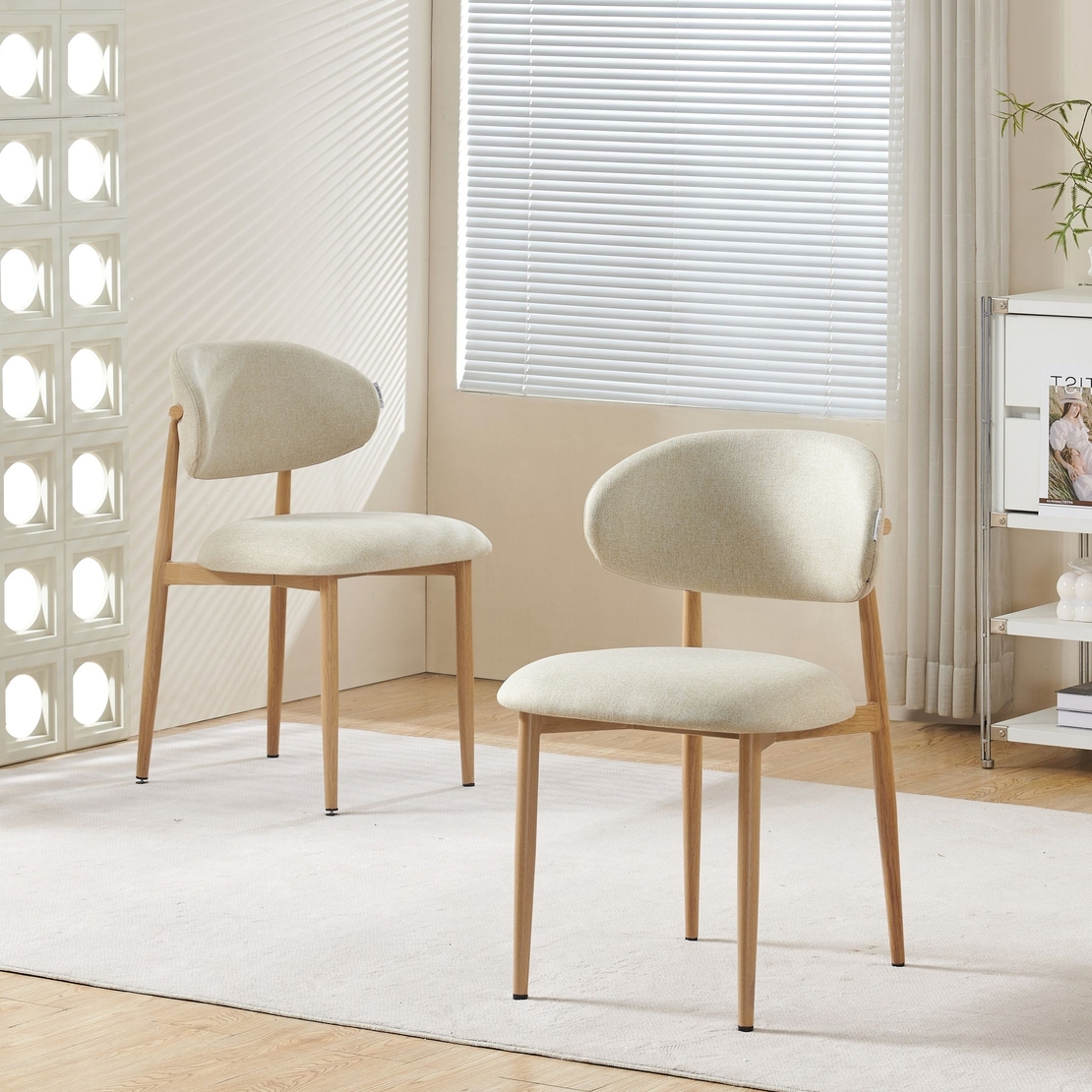 כסא מרופד דגם אלון ALON בז'