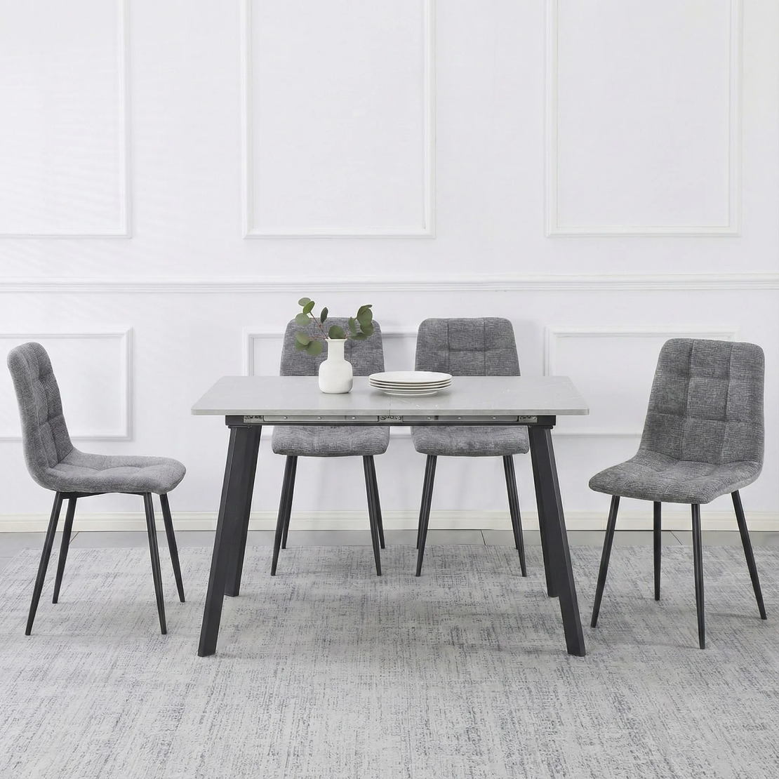 פינת אוכל נפתחת כולל ו-4 כסאות מרופדים דגם רומי אפור-שירה