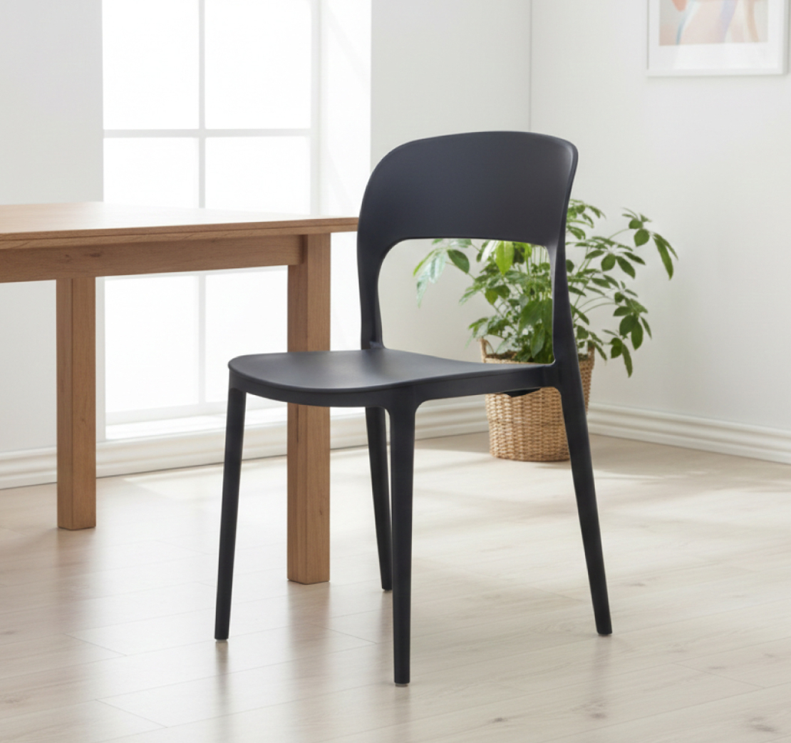 סט 4 כסאות נערמים מפלסטיק יצוק דגם סירי