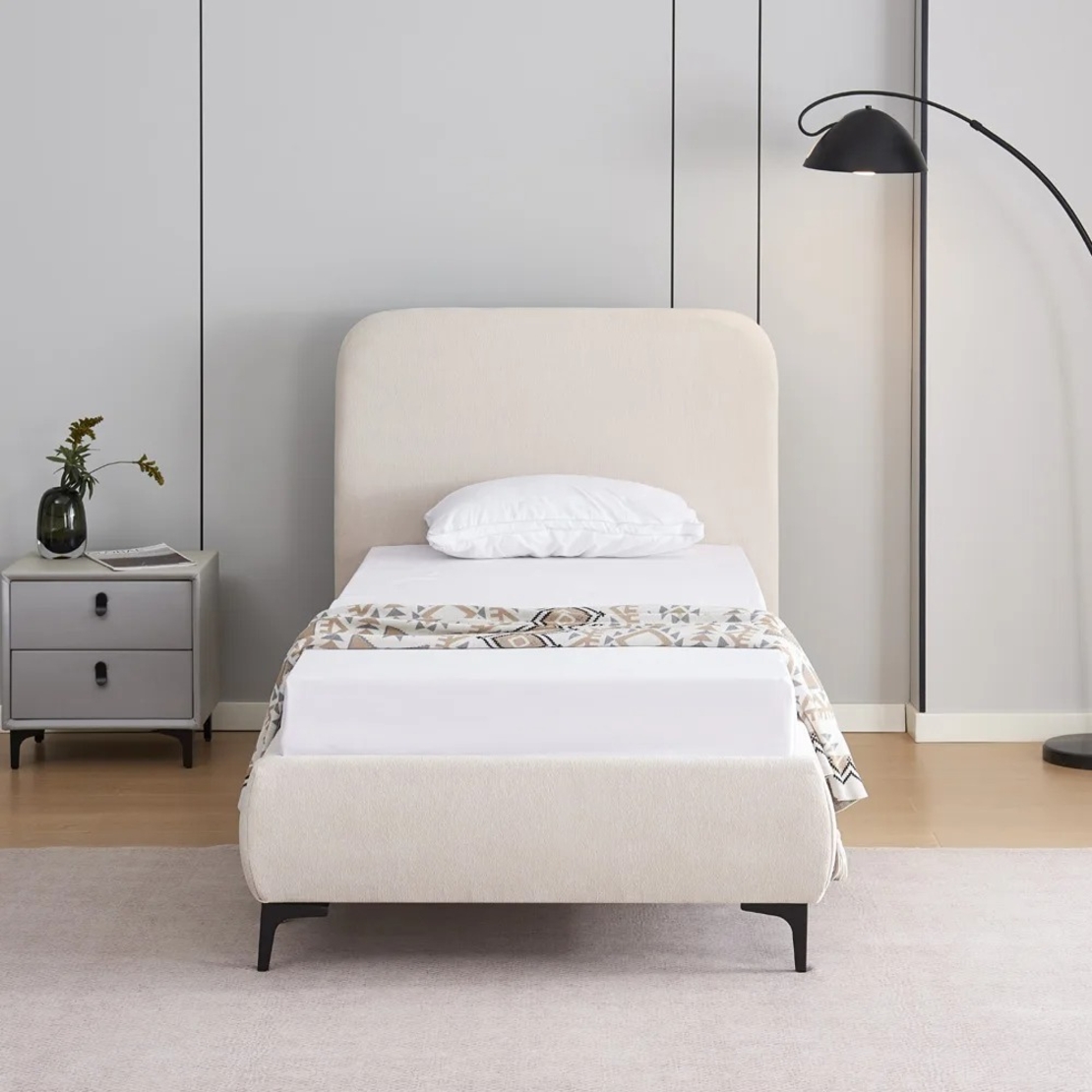 מיטה יחיד למזרן 90×190 מרופדת בד רחיץ 3D עם רגלי ברזל דגם קורין קרם