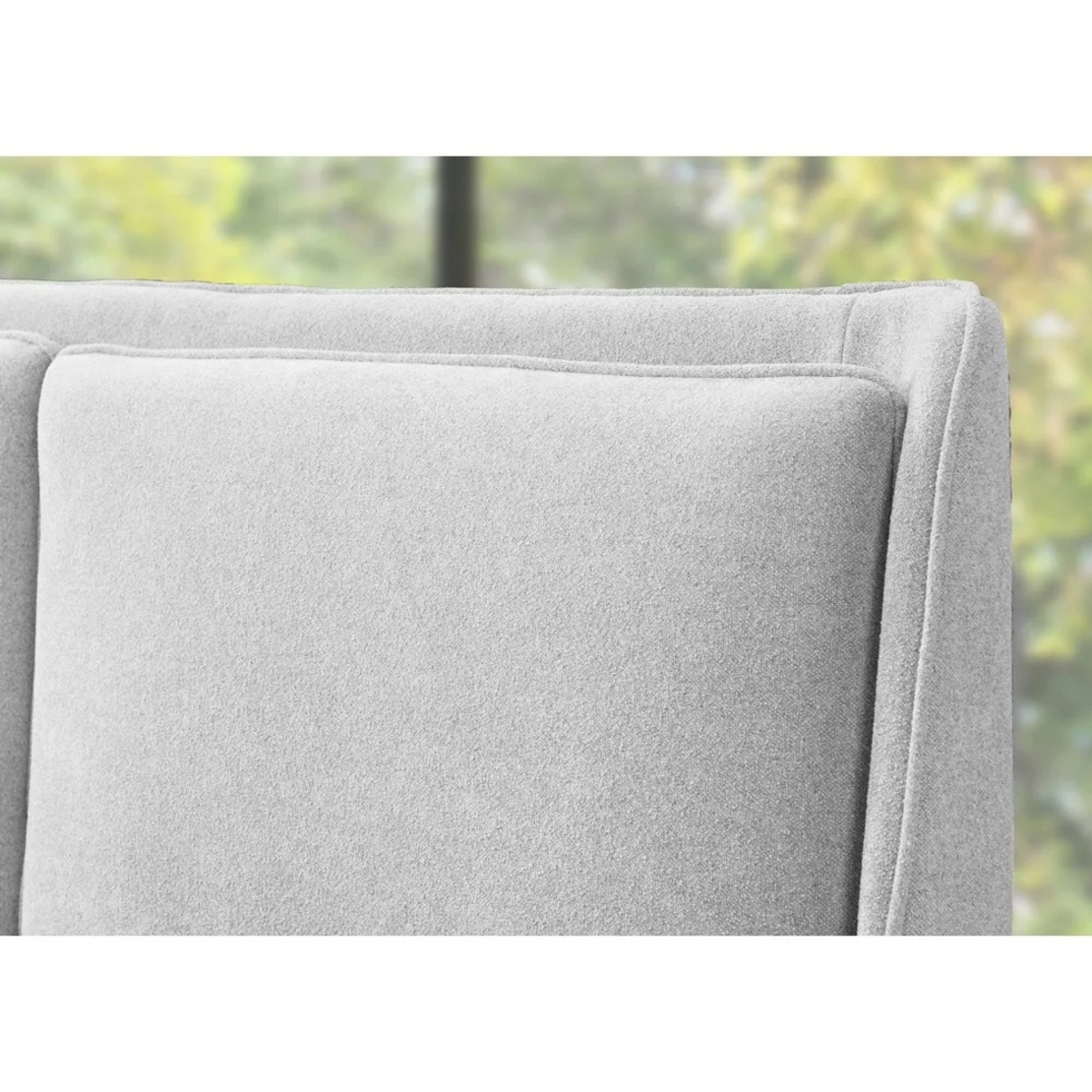 מיטה זוגית מרופדת בד בוקלה דגם כריות שמנת