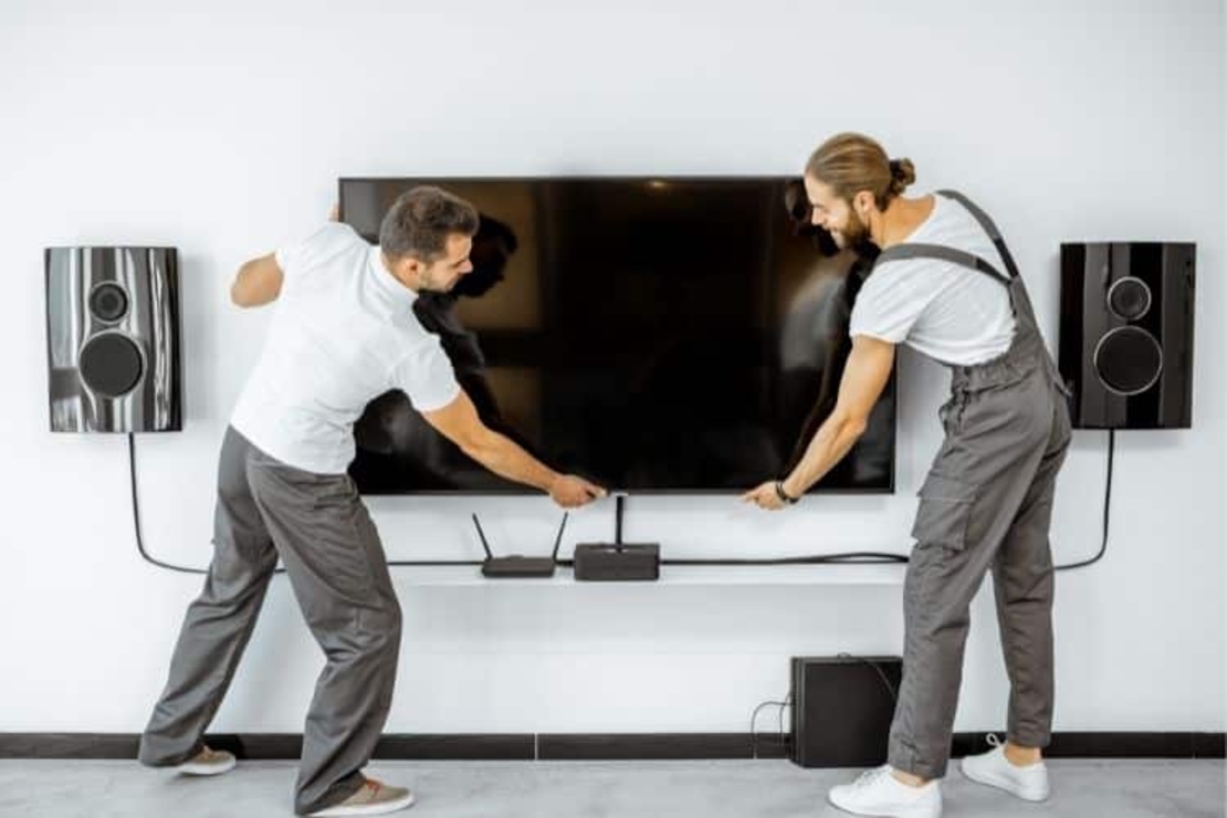 מסך TCL 4K QD-Mini Led Dimming Google TV P8L Series
