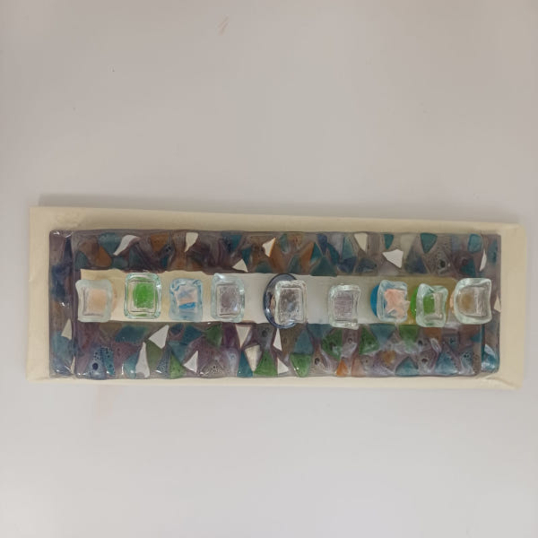 חנוכיית זכוכית דגם  משולשים