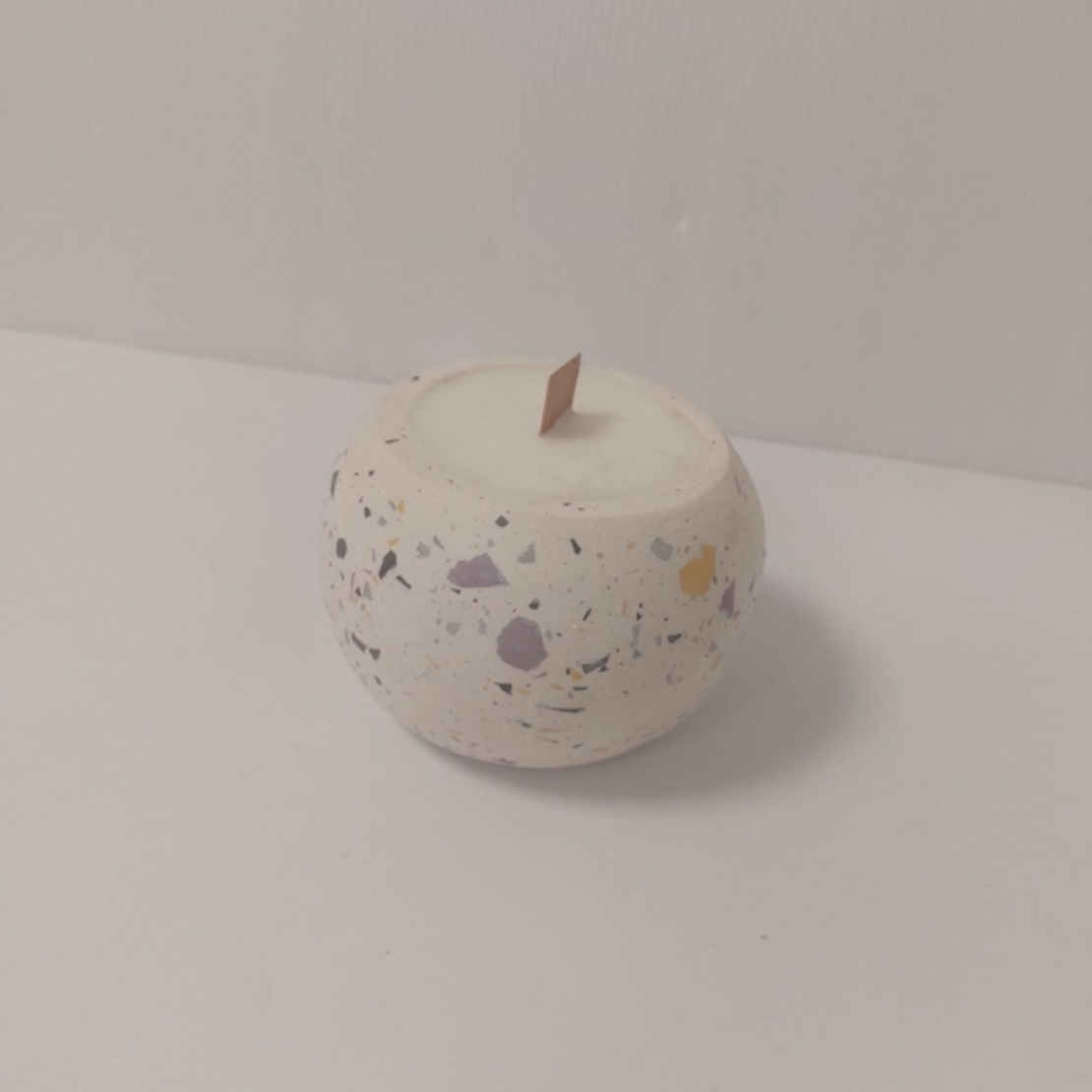 נר עגול טראצ'ו