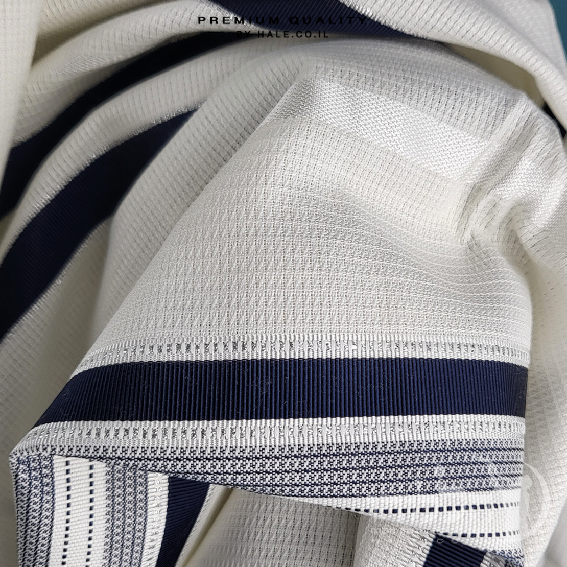 טלית 100% צמר תשבץ – פסים כחולים - 500