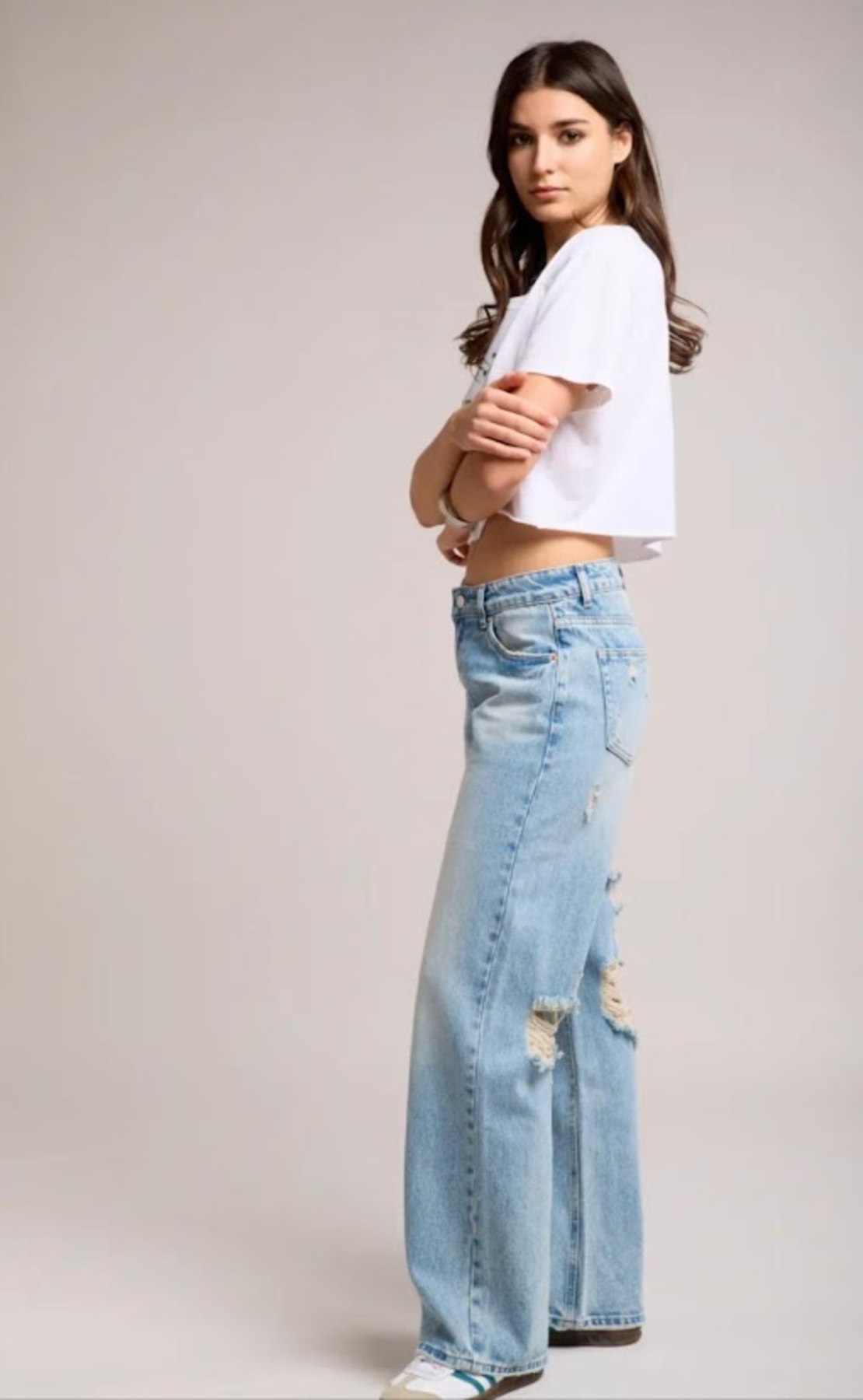 ג'ינס קרעים BACK
