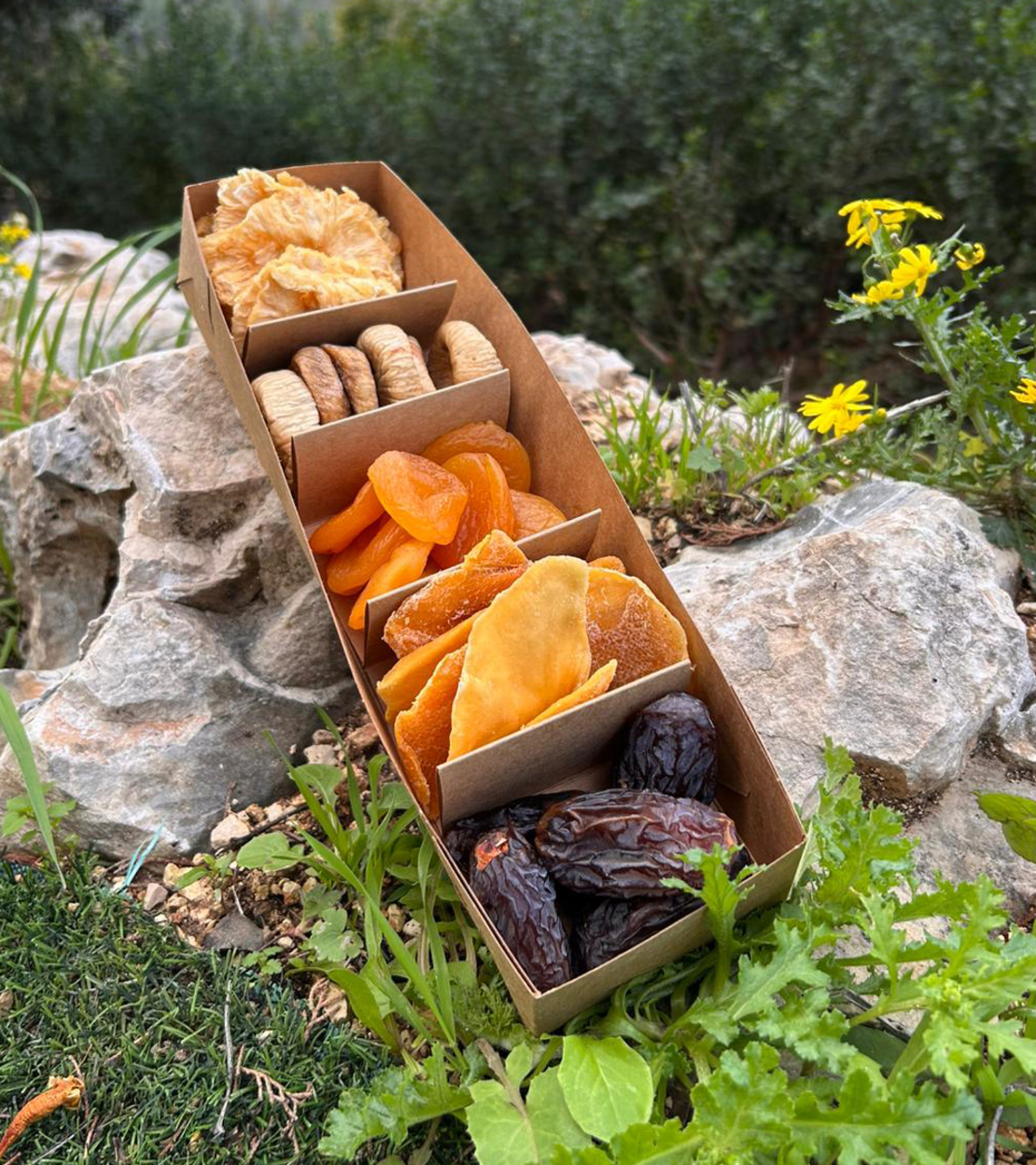 מארז פירות יבשים, חמישה סוגים