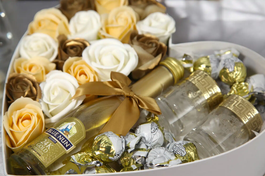 מארז מהודר של בלו נאן ופרחי סבון