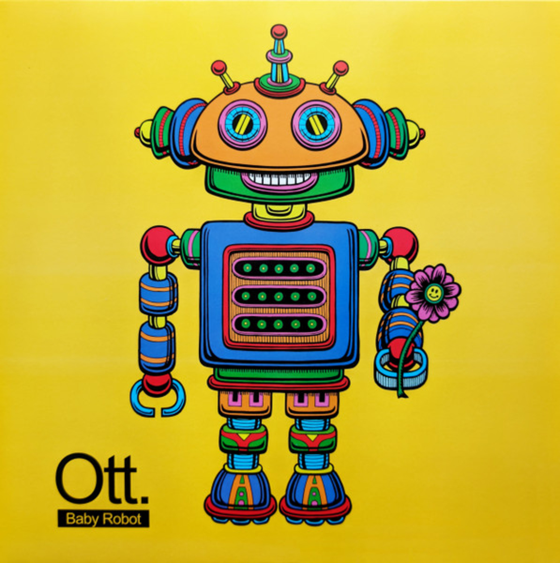 OTT– Baby Robot / Mr Balloon Hands