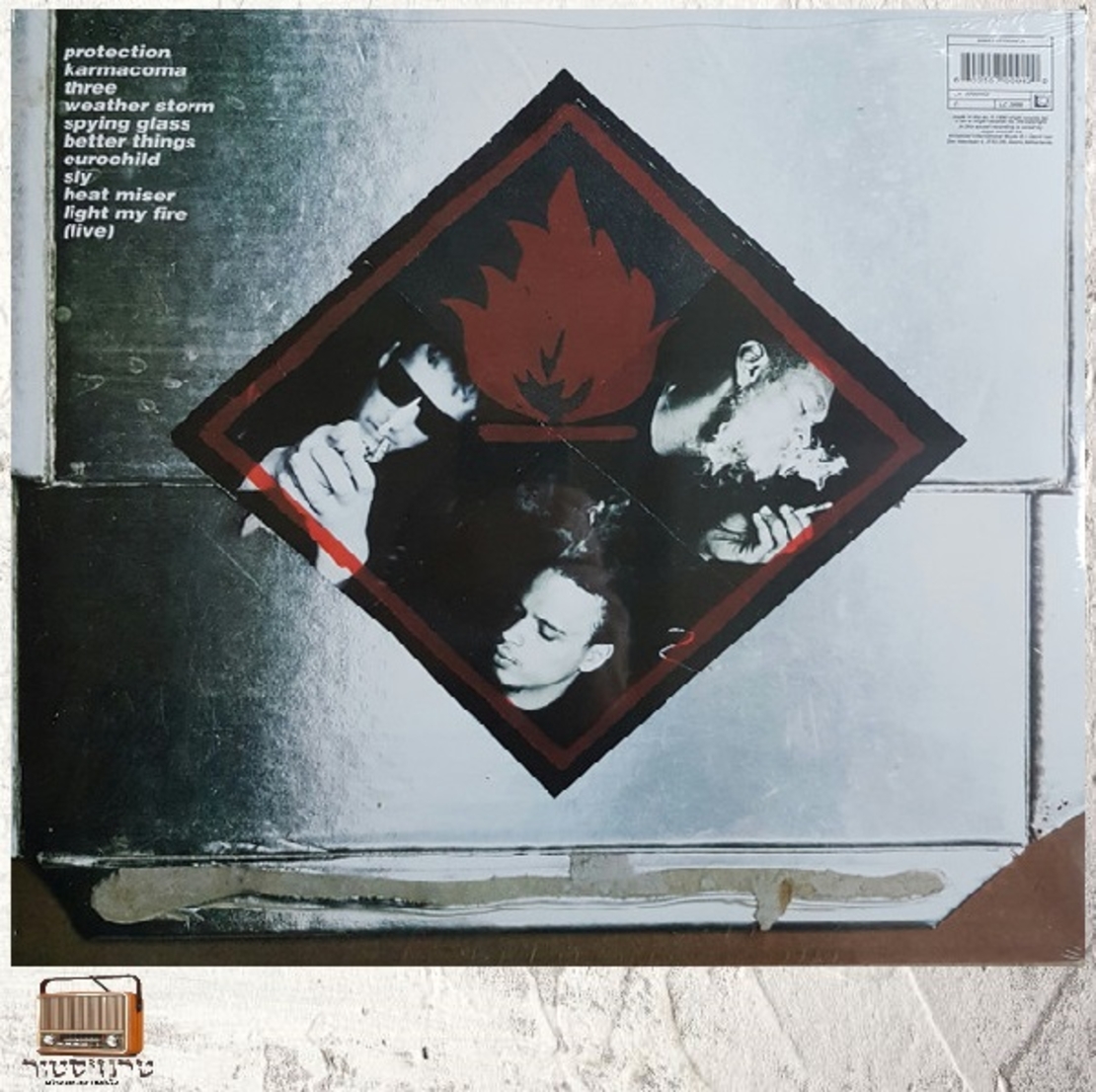 Massive Attack – Protection