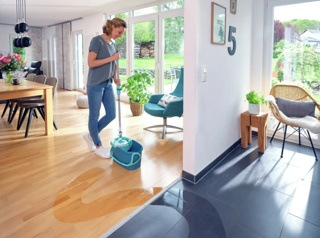 דלי הפלא המקורי – ערכת ניקוי רצפה CLEAN TWIST SYSTEM MOP +גלגלים