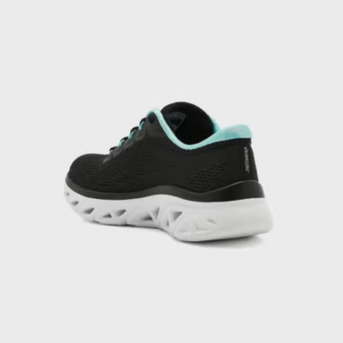 נעלי סקצ'רס לנשים ונוער | Skechers