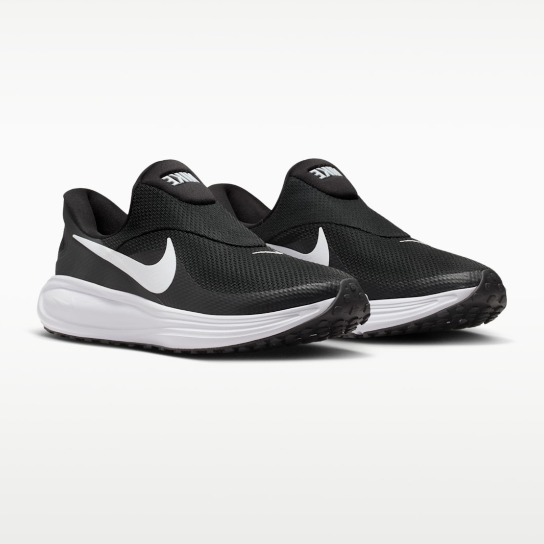 נעלי נייק לגברים | Nike Revolution 8 Easyon