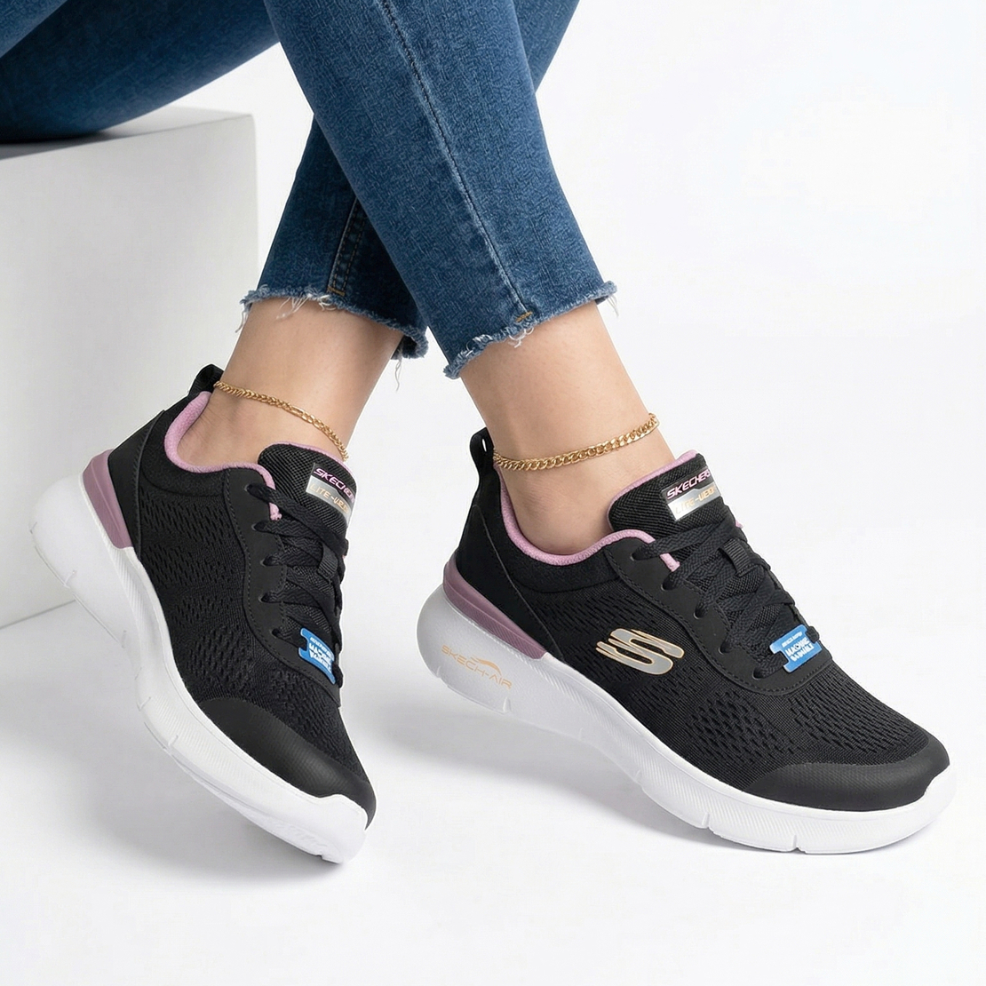 נעלי סקצ'רס נשים ונוער | Skechers Air Dynamight 2