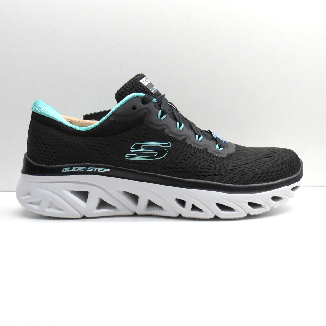 נעלי סקצ'רס לנשים ונוער | Skechers