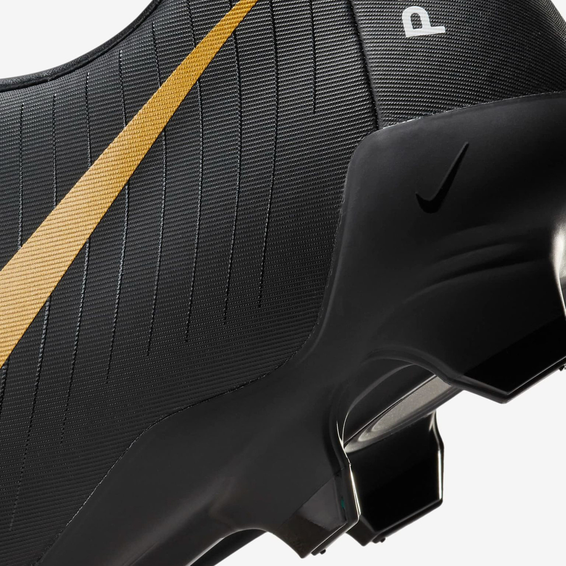 נעלי כדורל נייק לגברים | Nike Phantom GX II Academy FG/MG