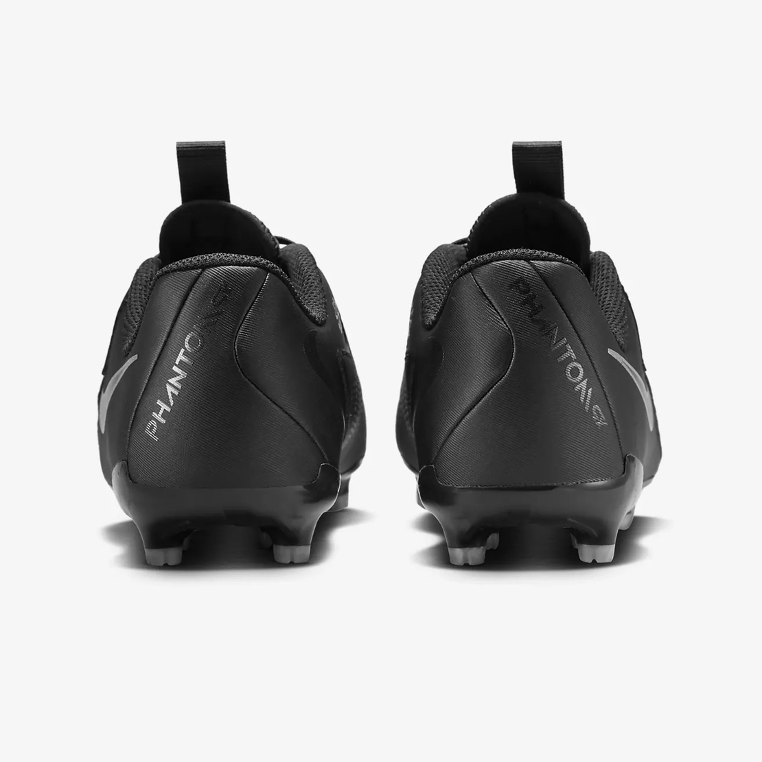נעלי כדורגל נייק לילדים ונוער | Nike Jr. Phantom GX 2 Academy FG/MG