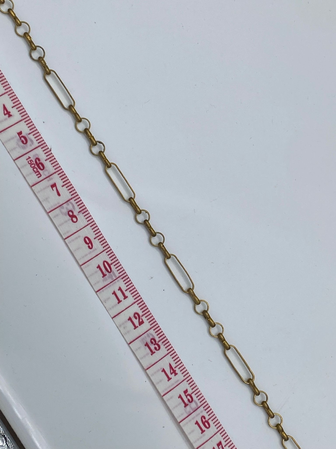 שרשרת פליז בעבודת יד ללא ציפוי דגם ויקטוריה (26)