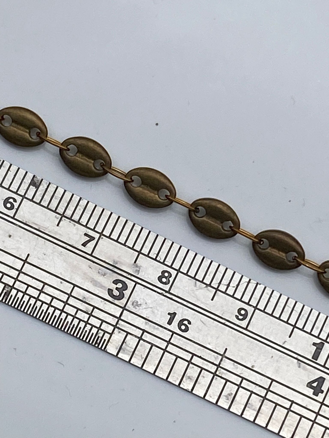 שרשרת פליז בעבודת יד ללא ציפוי