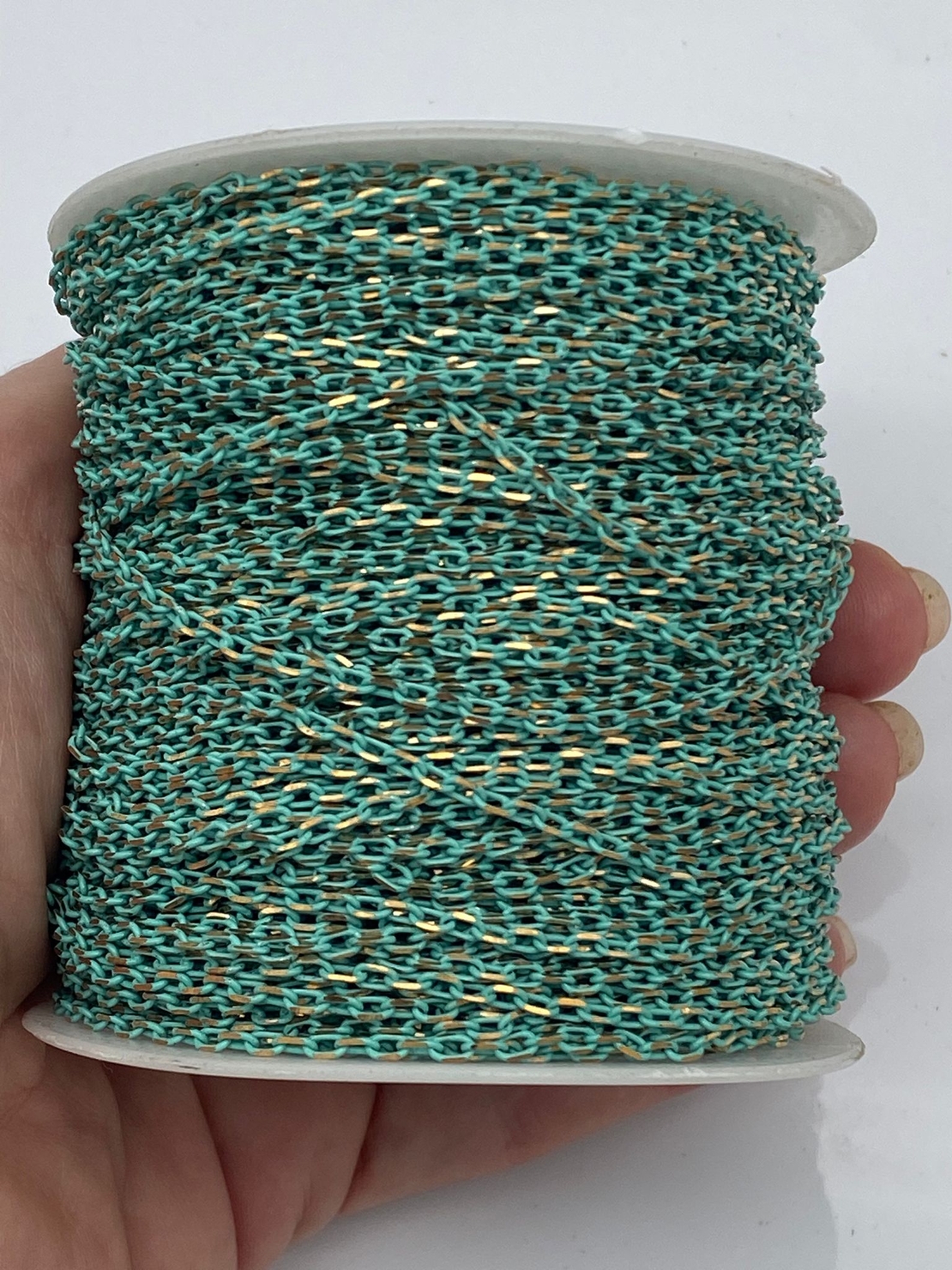 שרשרת חוליות אובליות פליז רוחב 2ממ בחיתוך דיימונד קאט בציפויים צבעוניים (11)