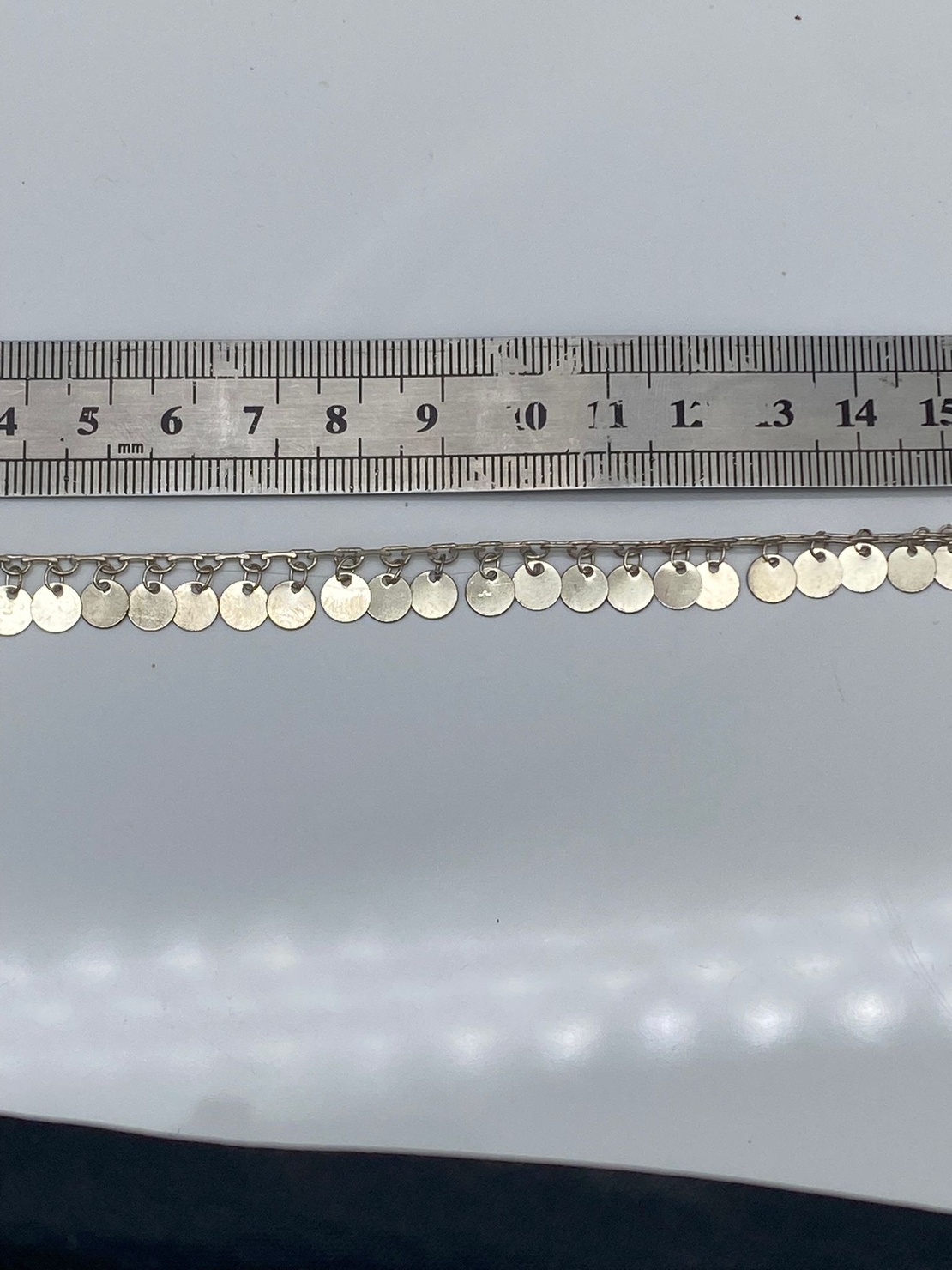 שרשרת פליז בעבודת יד עם תליוני מטבעות 2