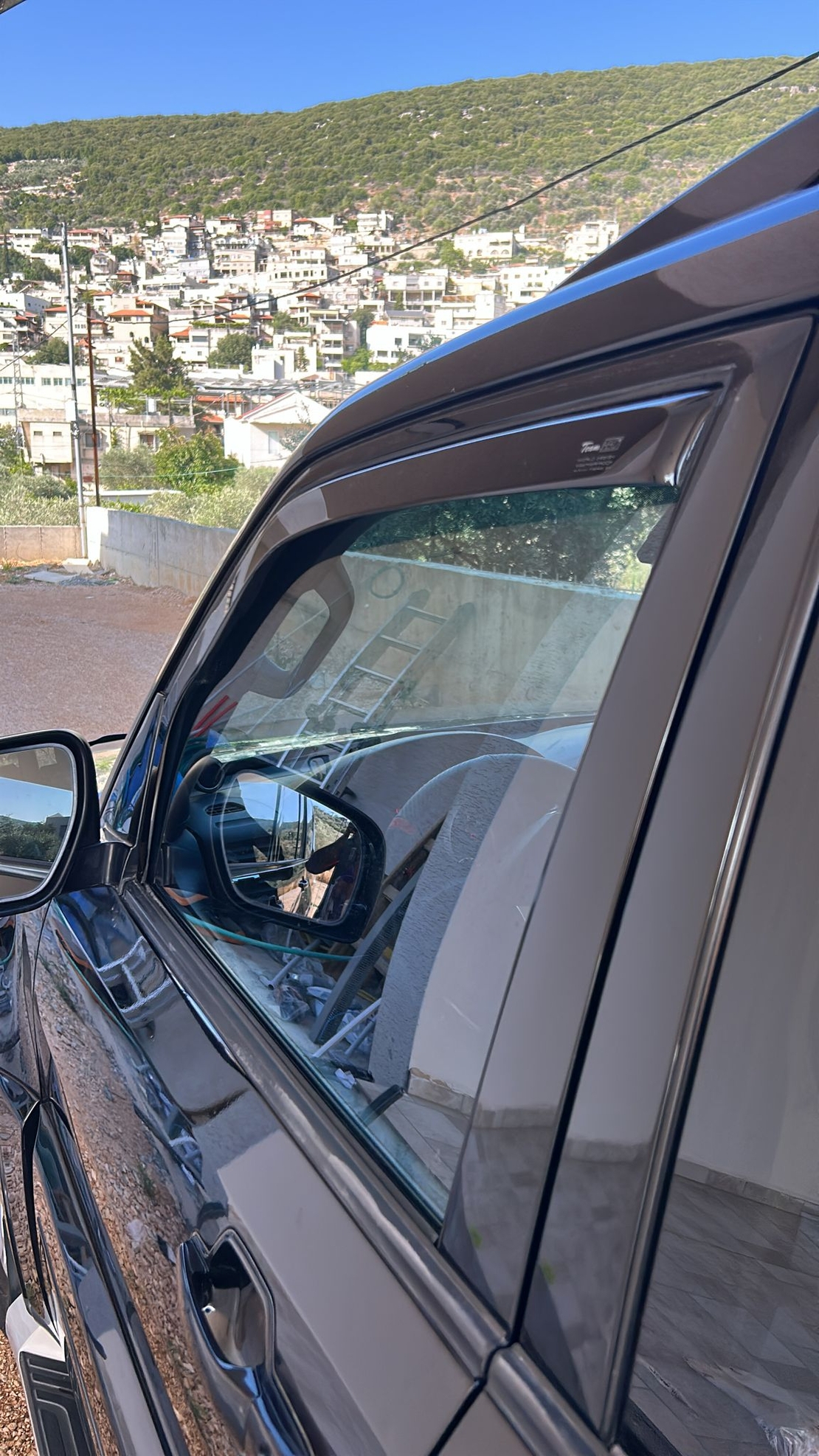 מגני רוח השחלה למיצובישי פאגרו ארוך 2001-2018