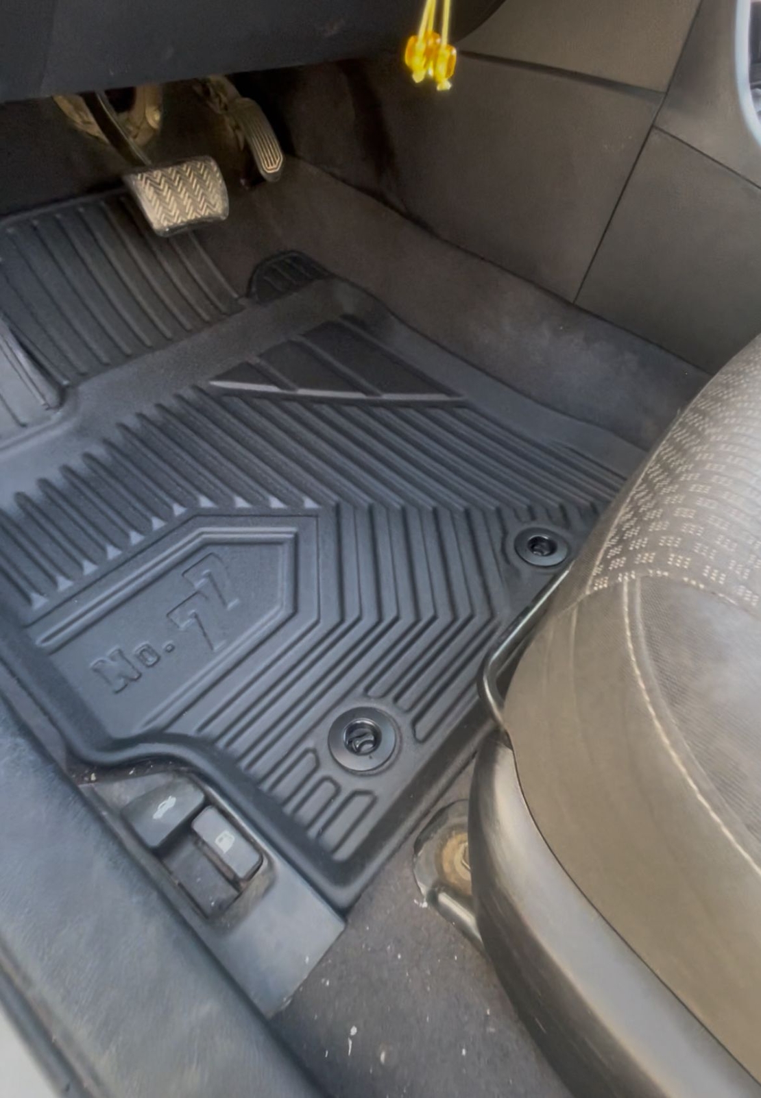 שטיחי 3D לסוזוקי S-Cross 2021 ומעלה NO77