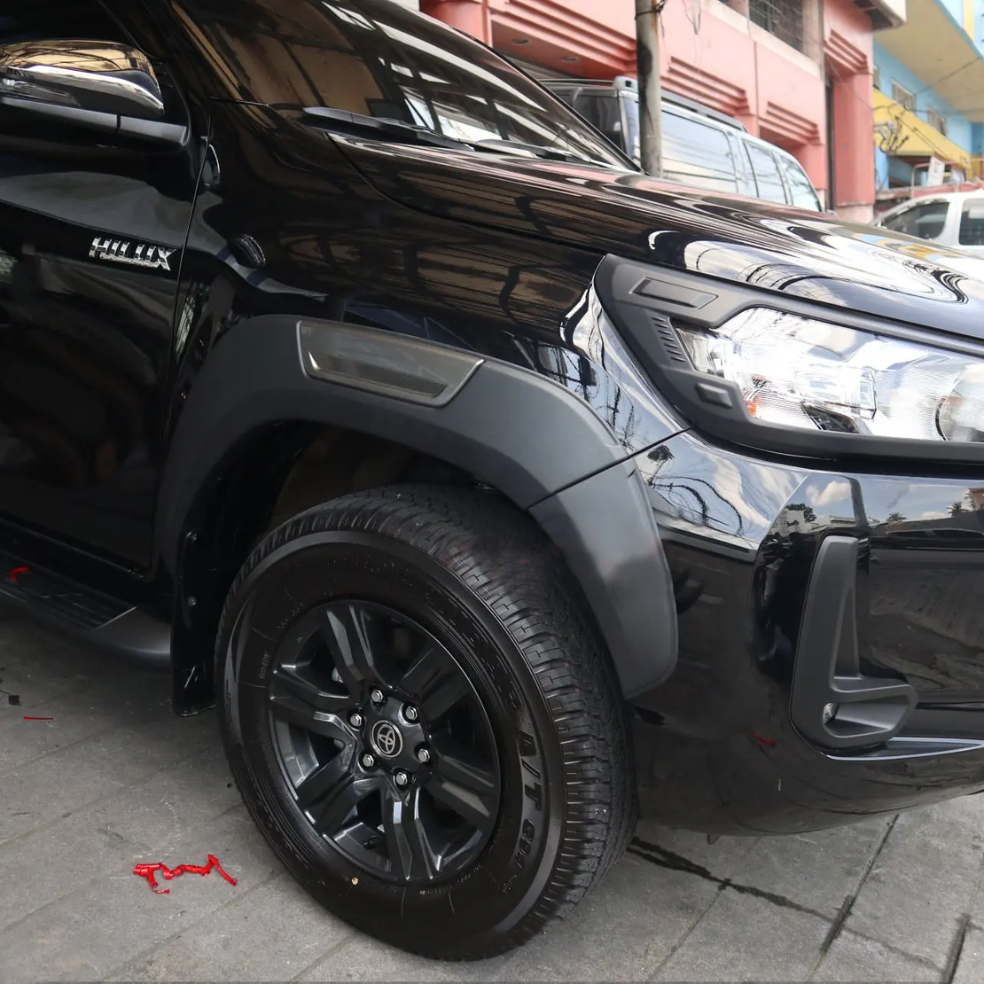 כנפונים OEM לטויוטה היילקס 2016 ומעלה