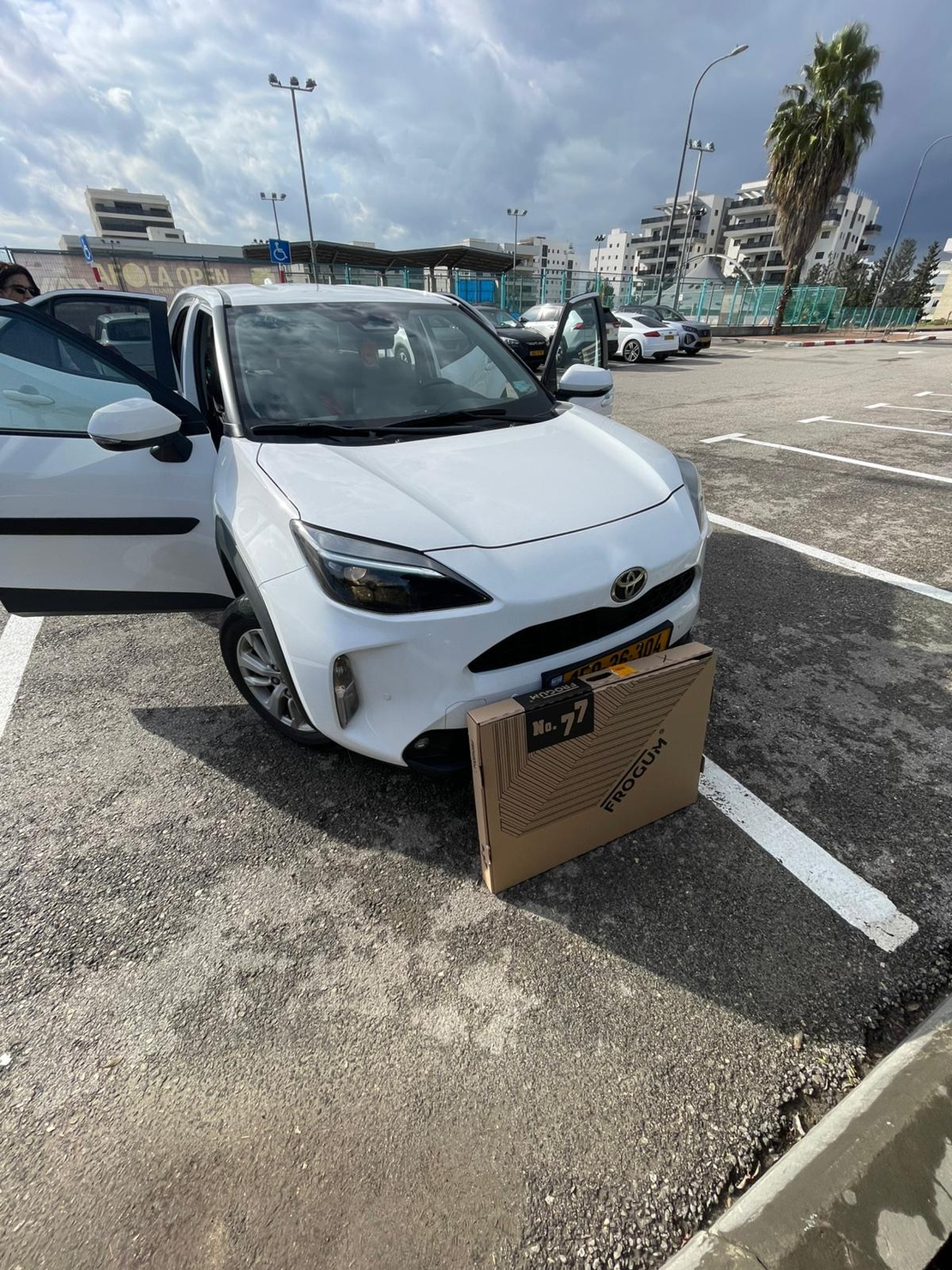 שטיחי 3D לטויוטה יאריס קרוס 2021 ומעלה NO77