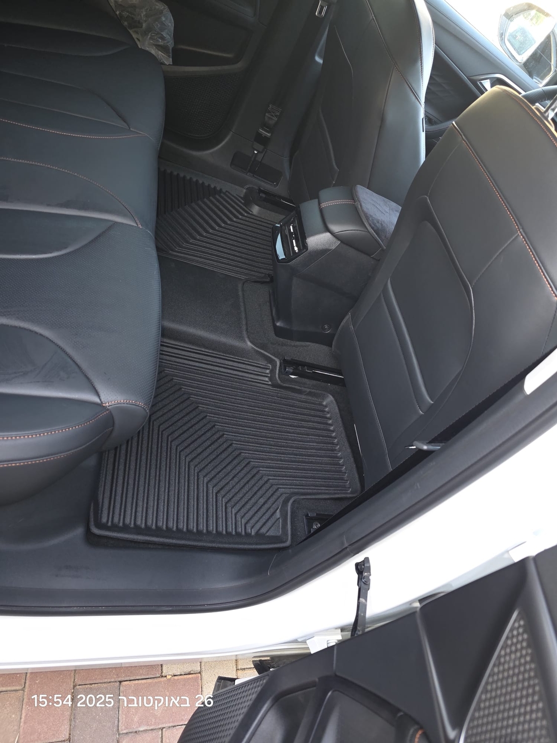 שטיחי 3D ל-MG HS 2024 ומעלה NO77