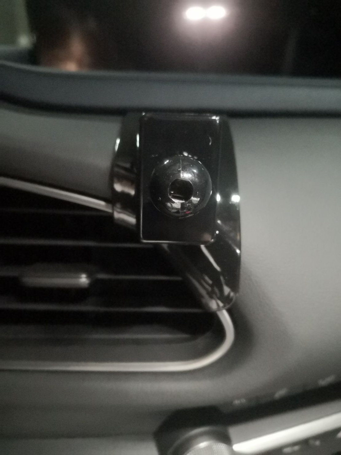 מעמד לטלפון תואם מקור למאזדה CX30 2019 ומעלה