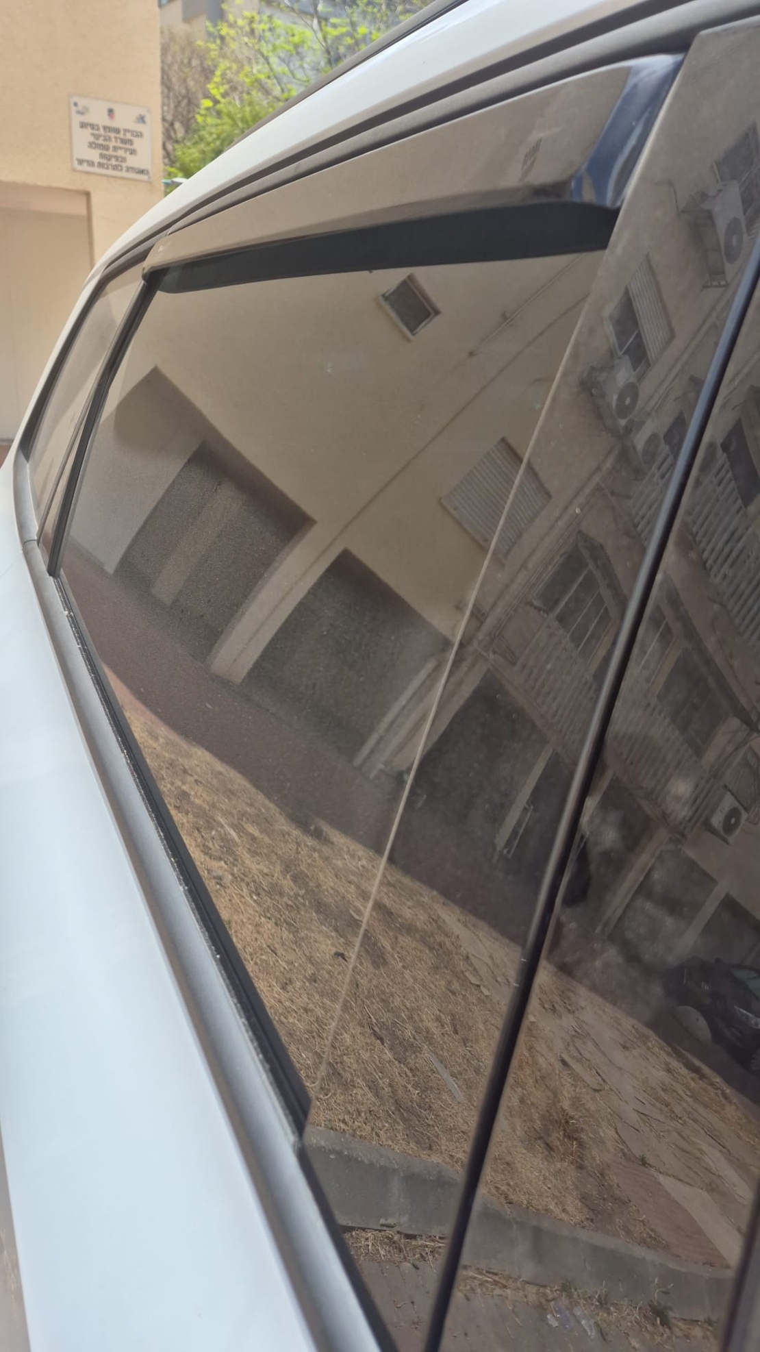 מגני רוח השחלה לסקודה קארוק 2017 ומעלה