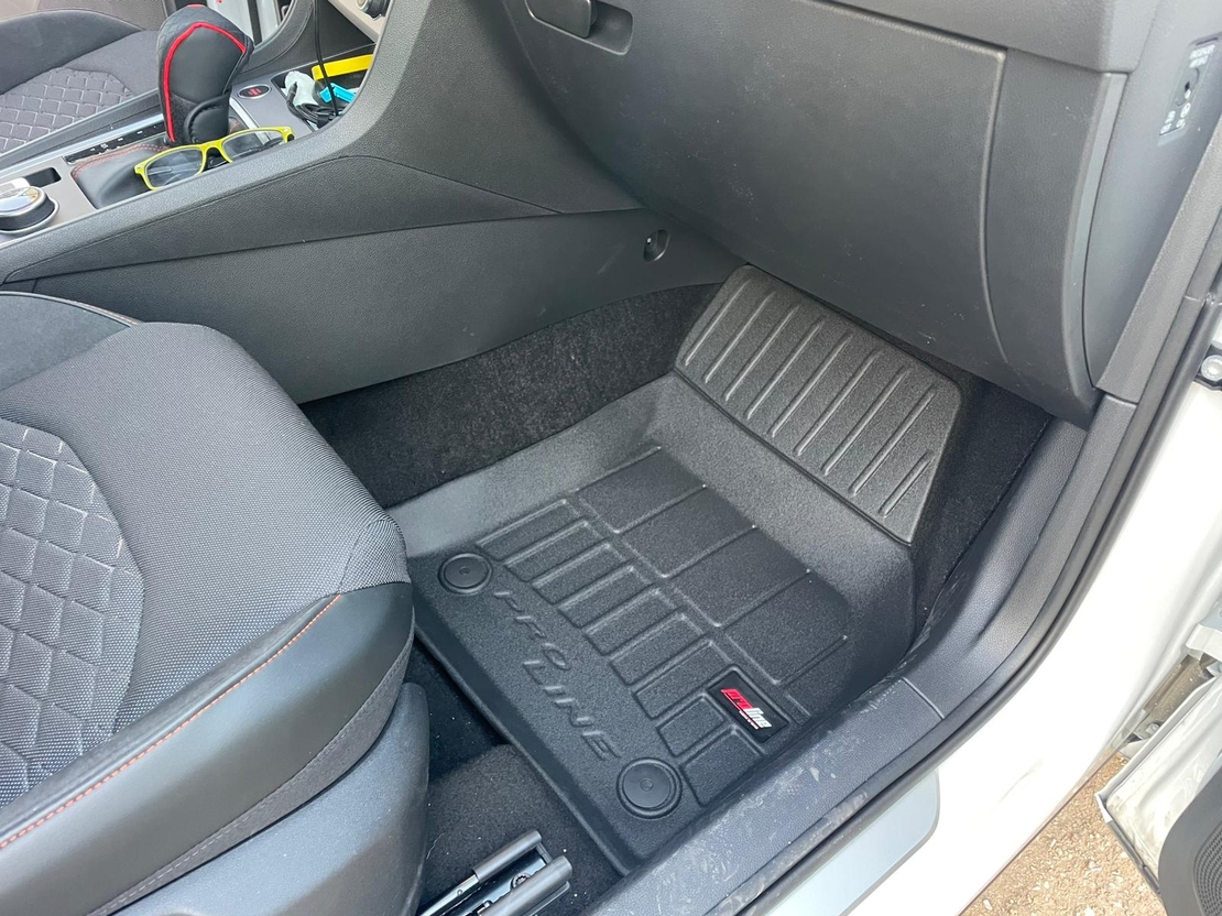 שטיחי 3D לסקודה אוקטביה 2013-2020 Proline