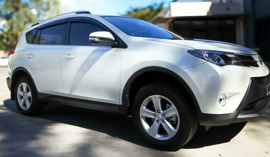 מגני רוח OEM לטויוטה ראב 4 2013-2019