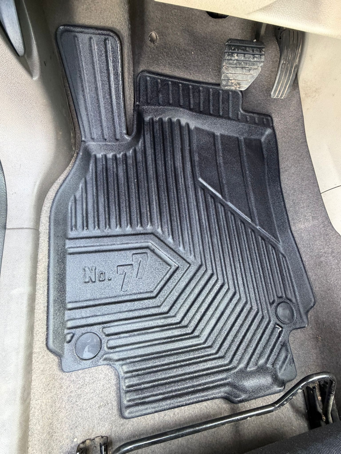 שטיחי 3D לרנו פלואנס 2009 ומעלה NO77