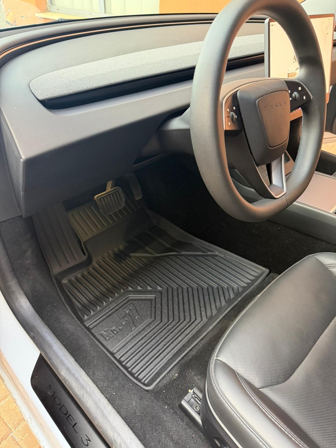 שטיחי 3D לטסלה מודל 3 היילנד 2023 ומעלה NO77