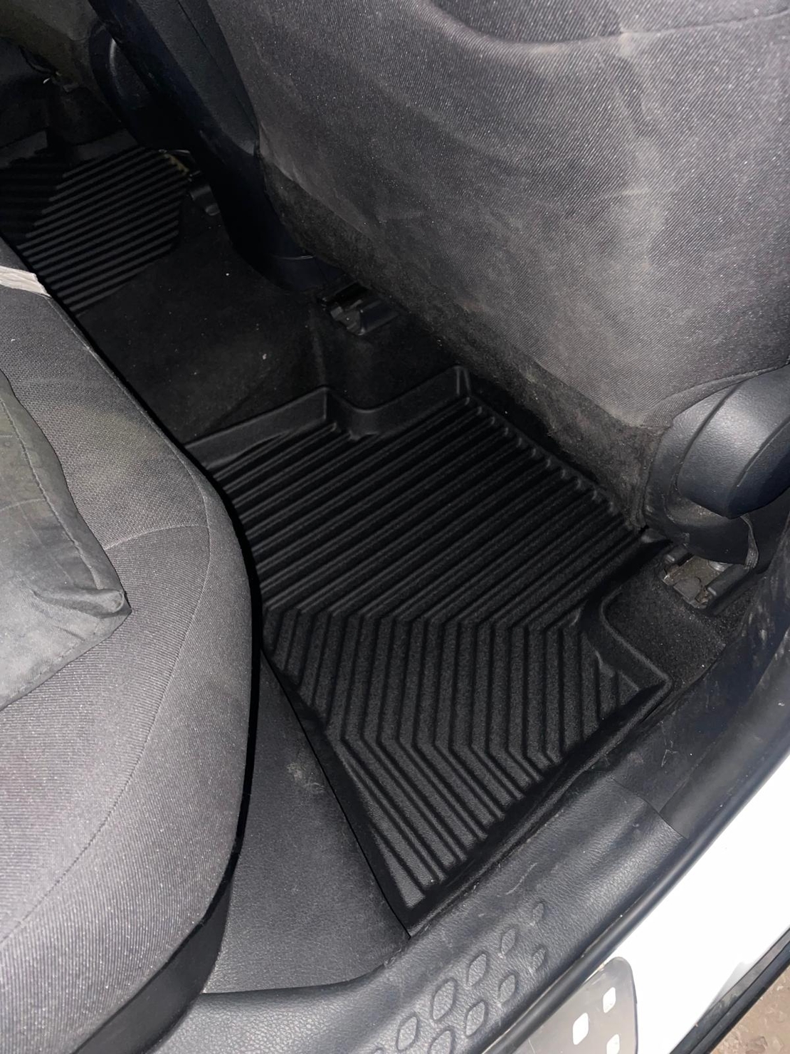 שטיחי 3D לטויוטה CHR 2024 ומעלה NO77