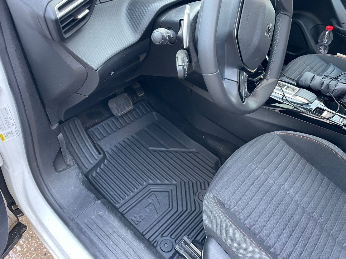 שטיחי 3D לפיגו 3008 2016-2024 NO77