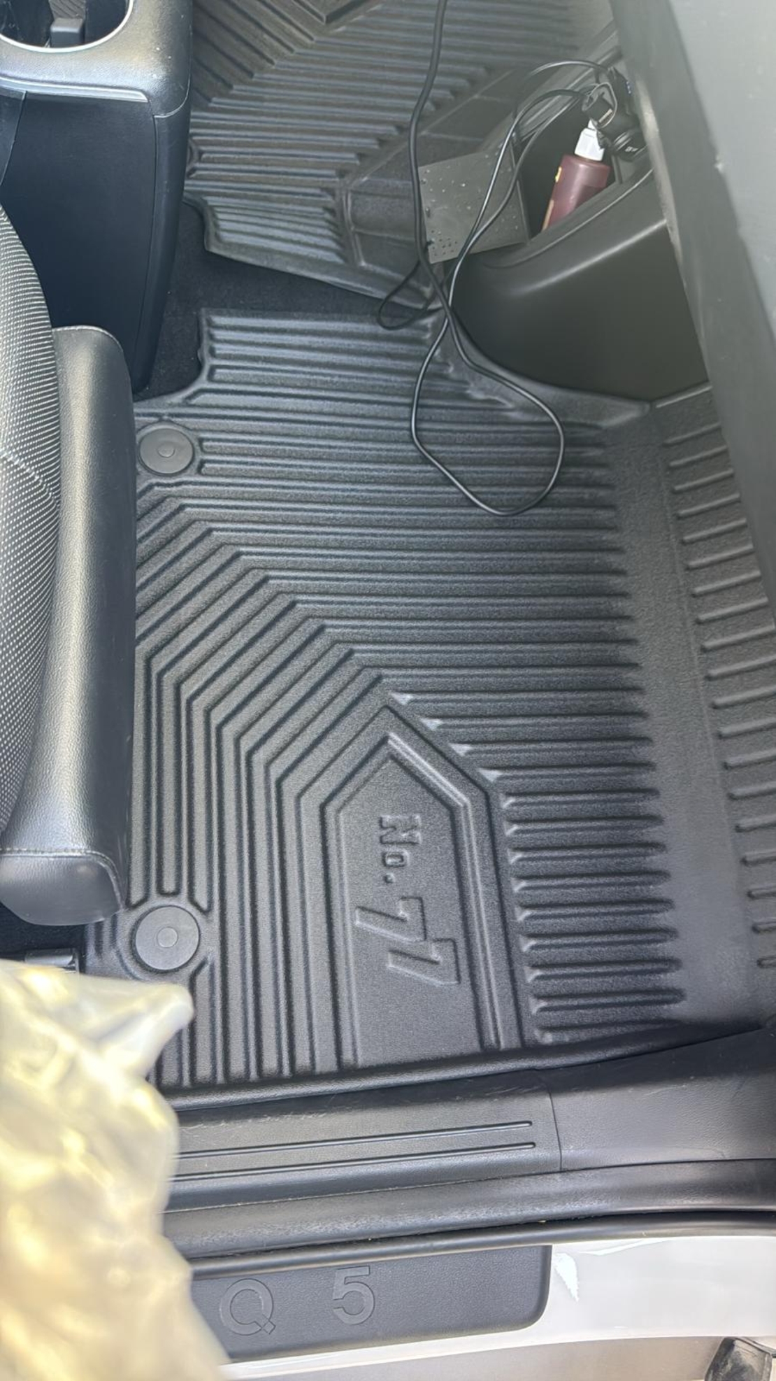 שטיחי 3D ליונדאי איוניק 5 2021 ומעלה NO77