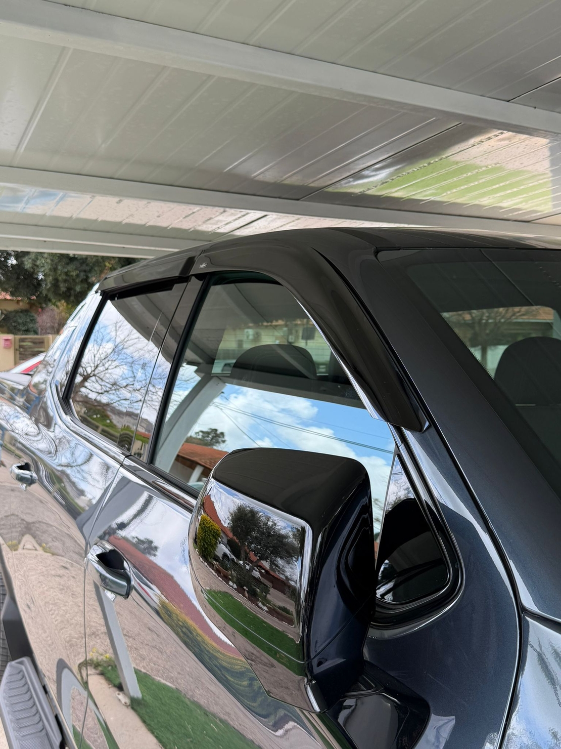 מגני רוח ל-GMC סיירה דנאלי/AT4 חשמלית 2024 ומעלה